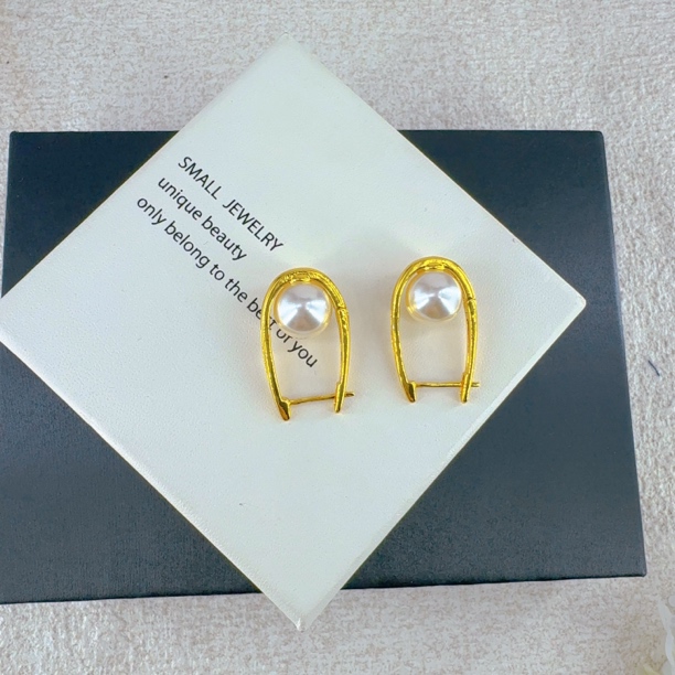 铜合金仿珍珠耳饰 耳饰096大号新款耳饰 仿珍珠时尚百搭不易掉色