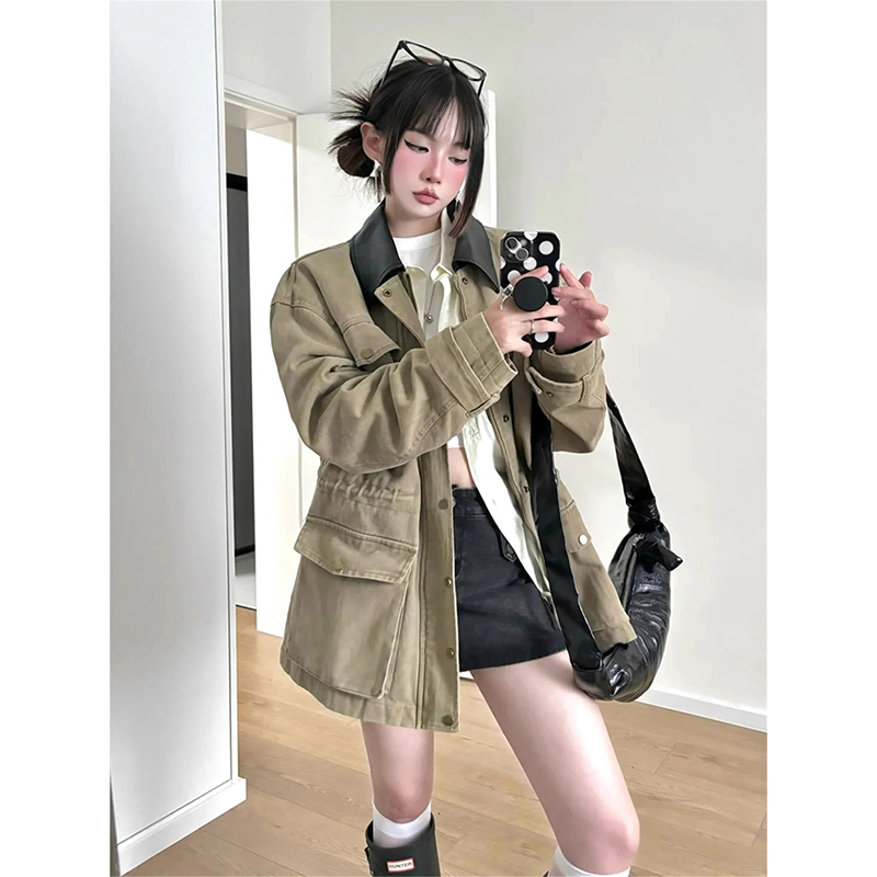 辣妹巴恩风拼皮翻领牛仔外套女秋季酷飒设计感大口袋廓形工装夹克