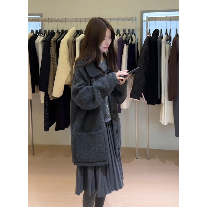 MARIE.COCO灰色翻领中长款针织毛衣外套百搭上衣百褶半身裙三件套