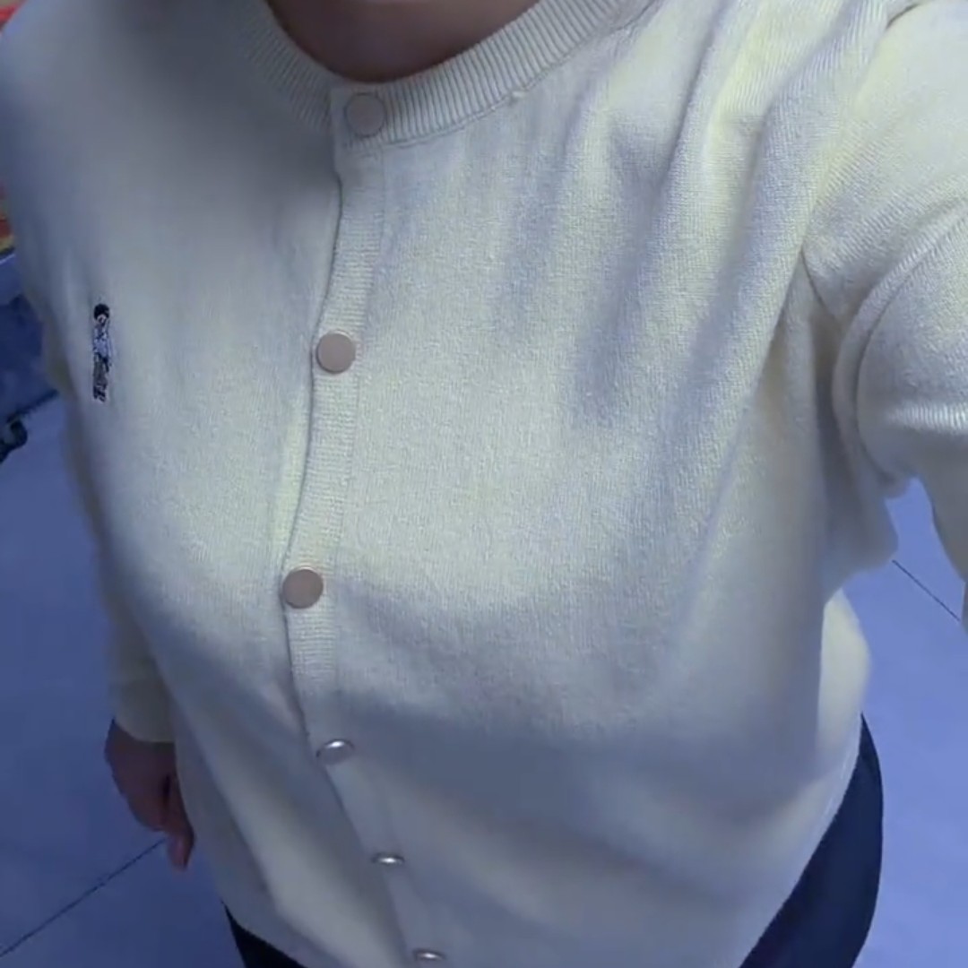 熊圆领秋季刺绣针织长袖毛针织衫时尚开衫气质秋冬