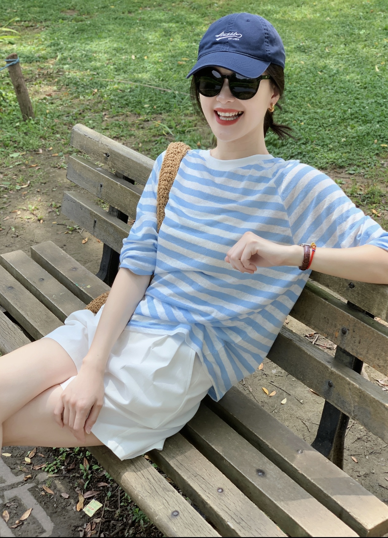 【时光荏苒】时尚气质度假欧若风淡蓝色条纹打底衫搭白色短裤套装女