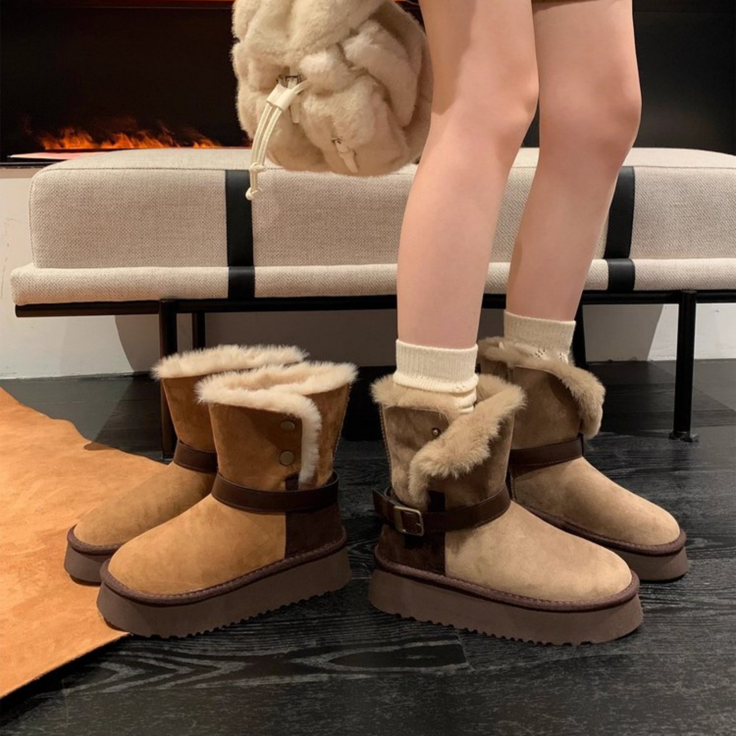 秋冬羊羔毛雪地靴2025新款复古厚底加绒加厚短靴增高休闲保暖棉鞋