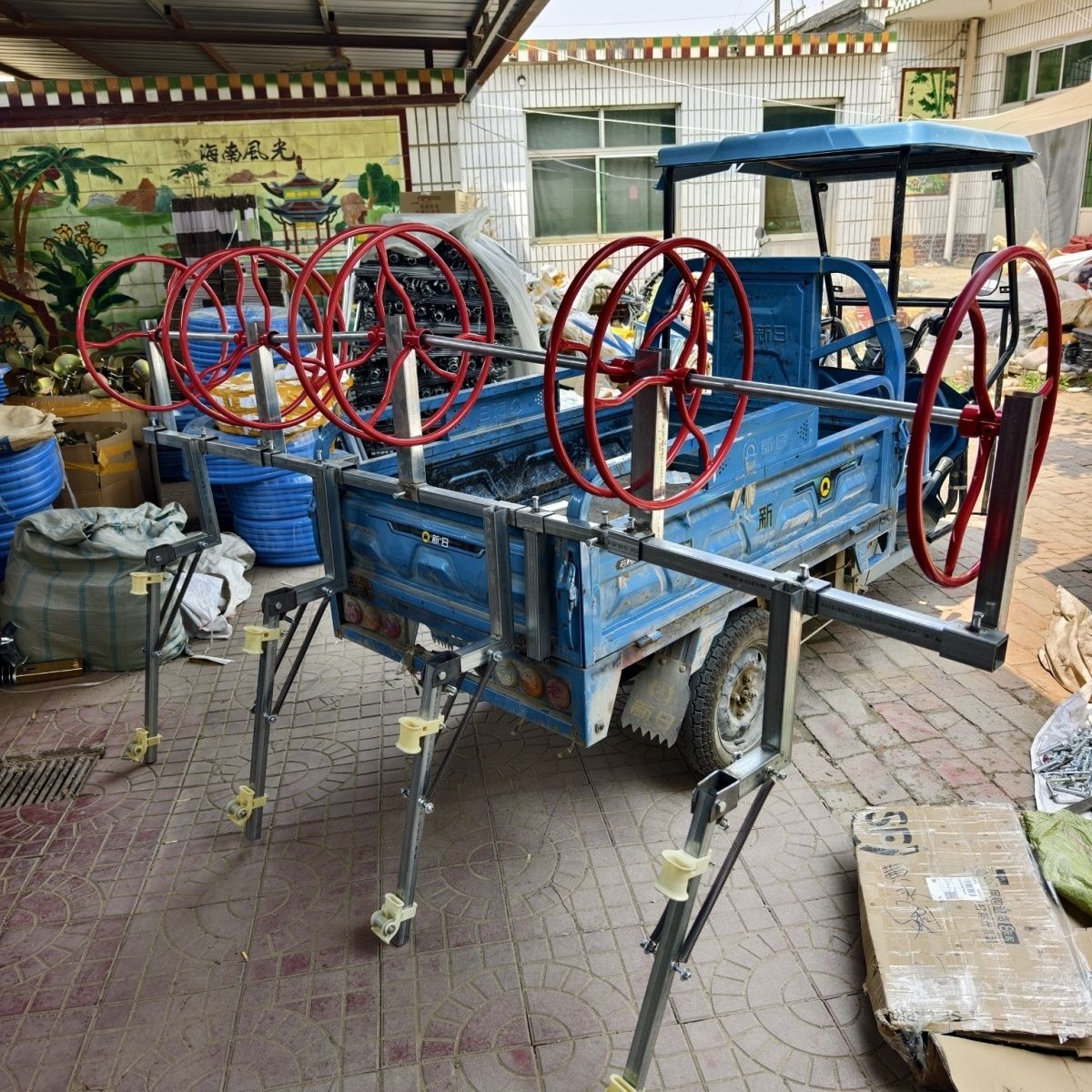 三轮车铺滴灌带架子4行滴灌带铺设神器新款加厚架子浇地神器