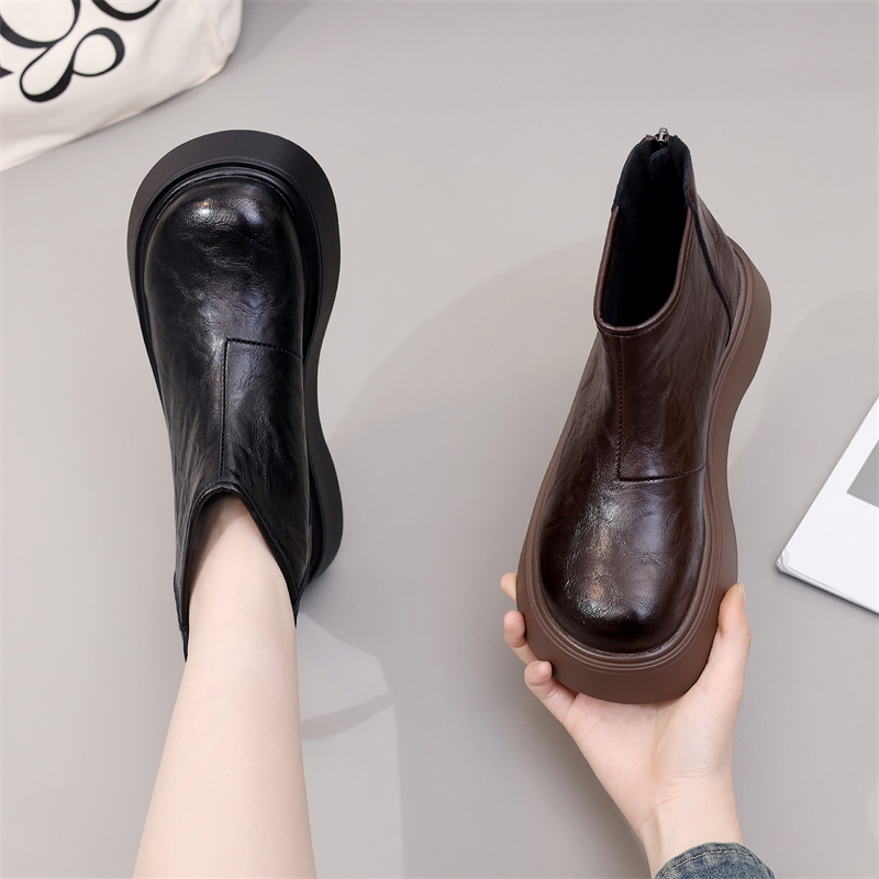 厚底马丁靴女2025秋冬季新款复古圆头增高烟管靴气质百搭加绒短靴