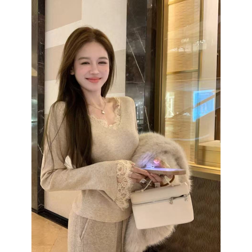 韩系蕾丝花边拼接v领长袖针织衫女秋冬新款设计感外穿内搭上衣女