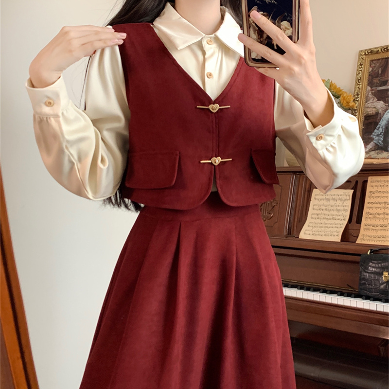 学院风灯芯绒红色连衣裙秋冬大码女装2025年春夏季假两件裙子套装