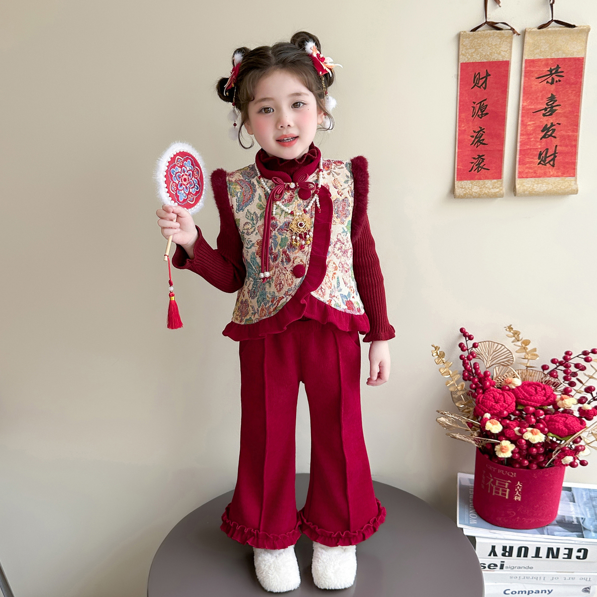 巴拉童年套装秋冬季2025新款儿童过年服女宝宝冬装红色喜庆拜年服