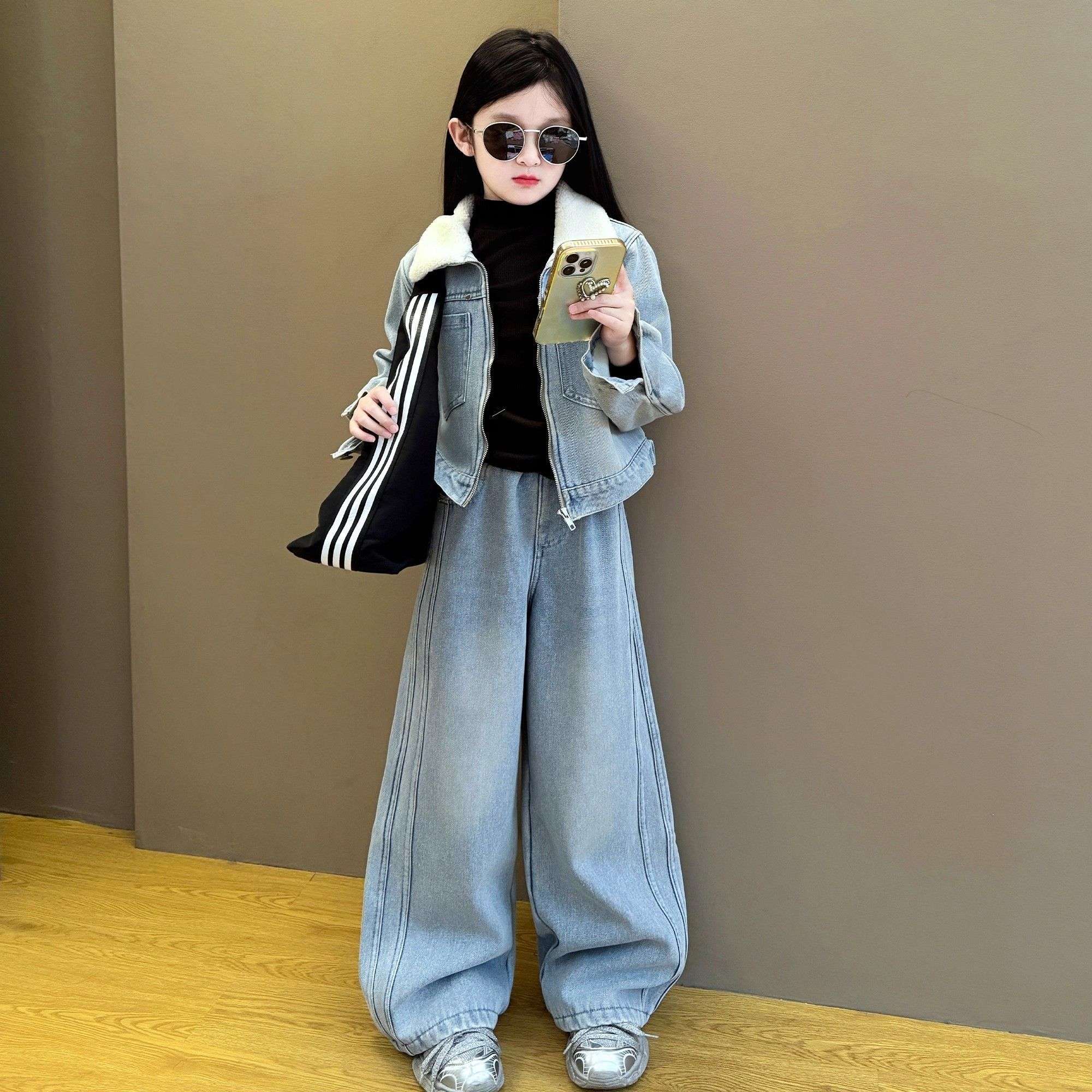 女童2025新款洋气秋冬季牛仔加绒套装中大童冬装韩版时尚新品潮酷