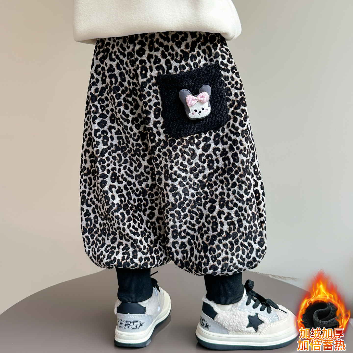女童加绒裤子2025秋冬新款儿童豹纹休闲裤洋气卫裤宝宝加厚束脚裤