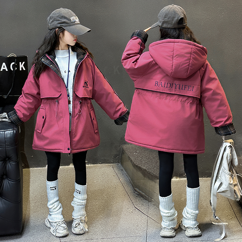 女童加绒派克服秋冬装2025新款儿童连帽上衣韩版女孩收腰外套洋气