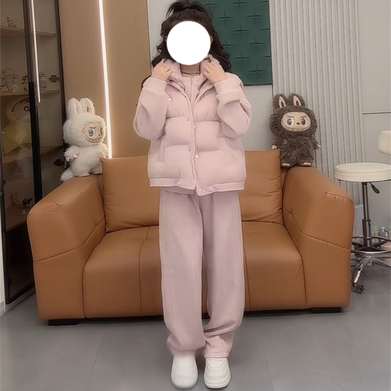 2025冬季新款时尚显瘦气质网红高档套装女高级加绒宽松大码三件套