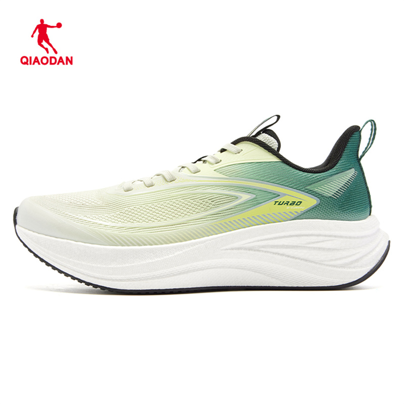 【软着陆】乔丹男跑步鞋2025秋季新款厚网保暖运动鞋男QDB023253235