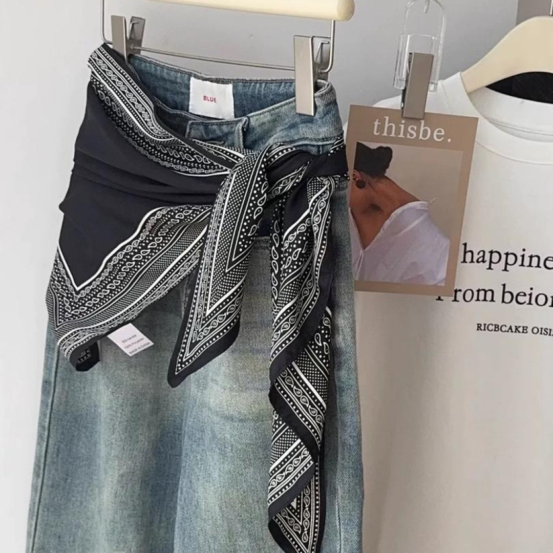 2025新款丝巾女三角巾百搭屁帘搭配衬衫牛仔西装春夏薄款复古法式