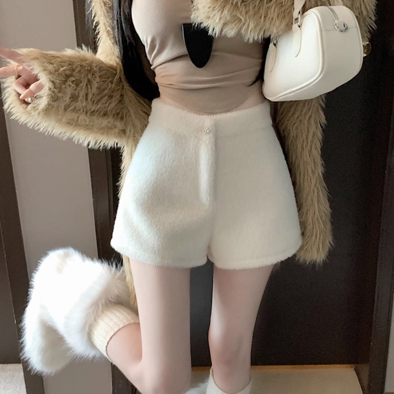 白色加厚水貂绒休闲短裤女秋冬季外穿高腰显瘦A字阔腿裤打底靴裤
