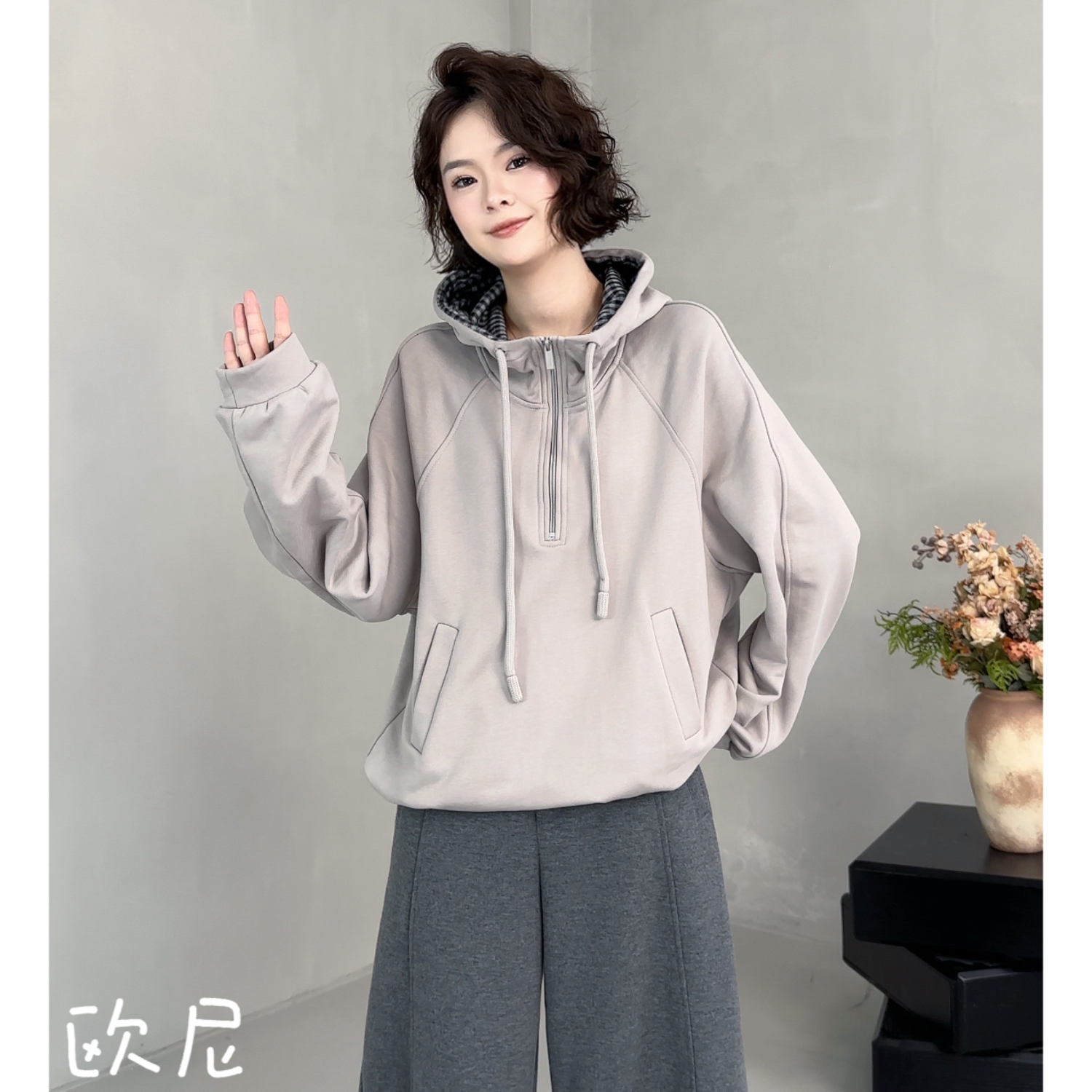 欧尼私服 2025秋季新款长袖半拉链山本风连帽加绒卫衣2510C6465