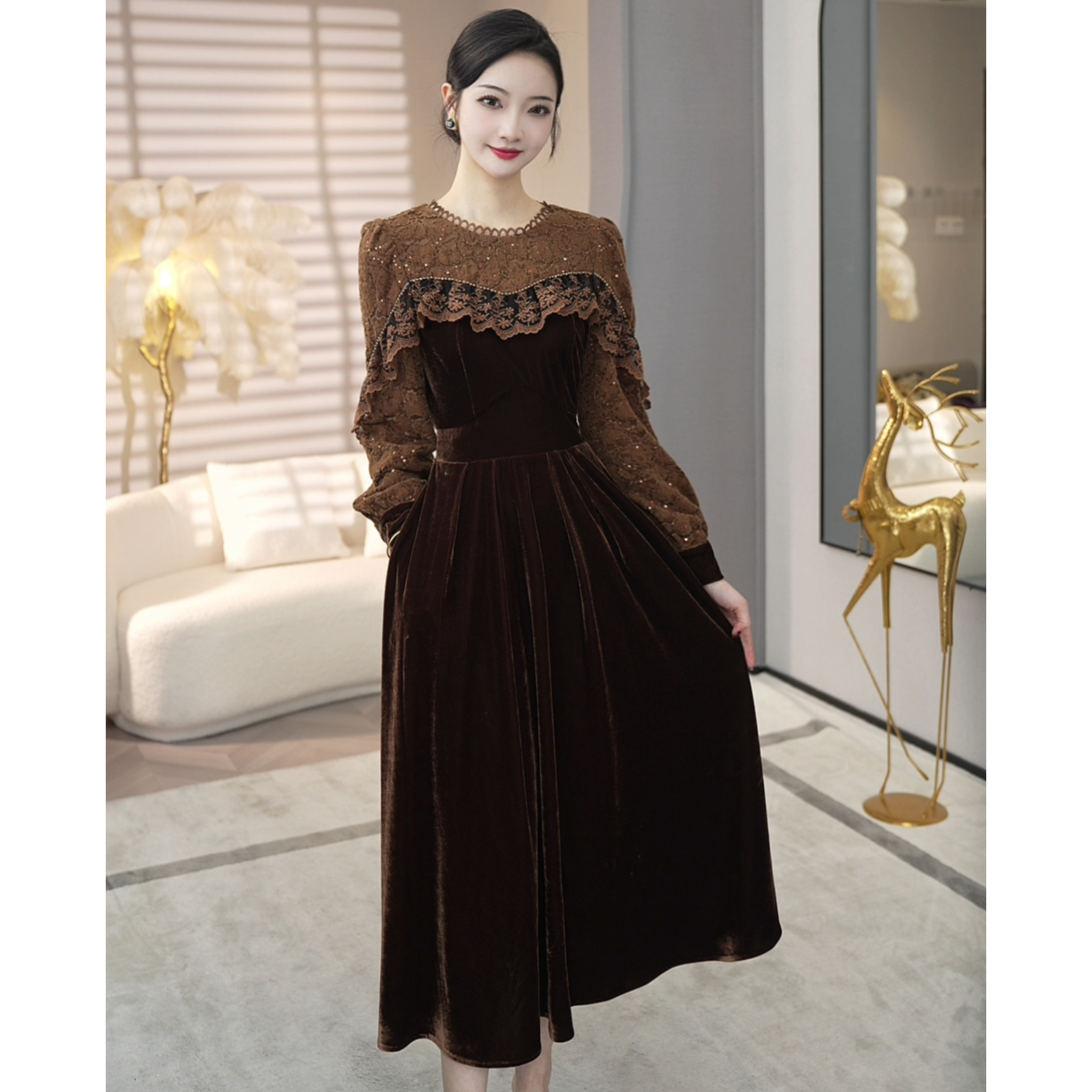 2026年秋冬季新款【H-D272】小众气质高级感咖色丝绒长袖连衣裙