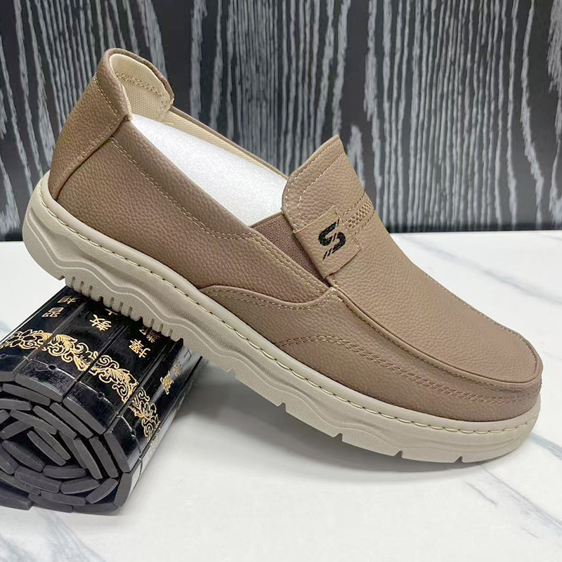 老北京布鞋春秋男鞋中老年透气仿皮爸爸鞋轻便舒适防滑商务休闲鞋