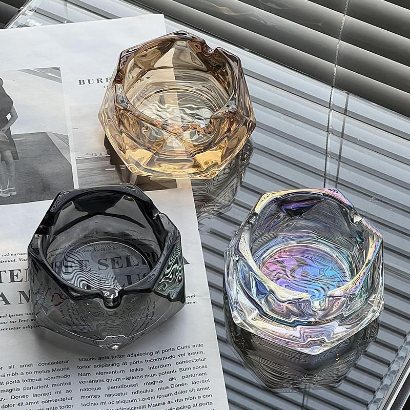 新款几何防飞灰烟灰缸水晶玻璃烟灰缸创意家用客厅办公室用轻奢