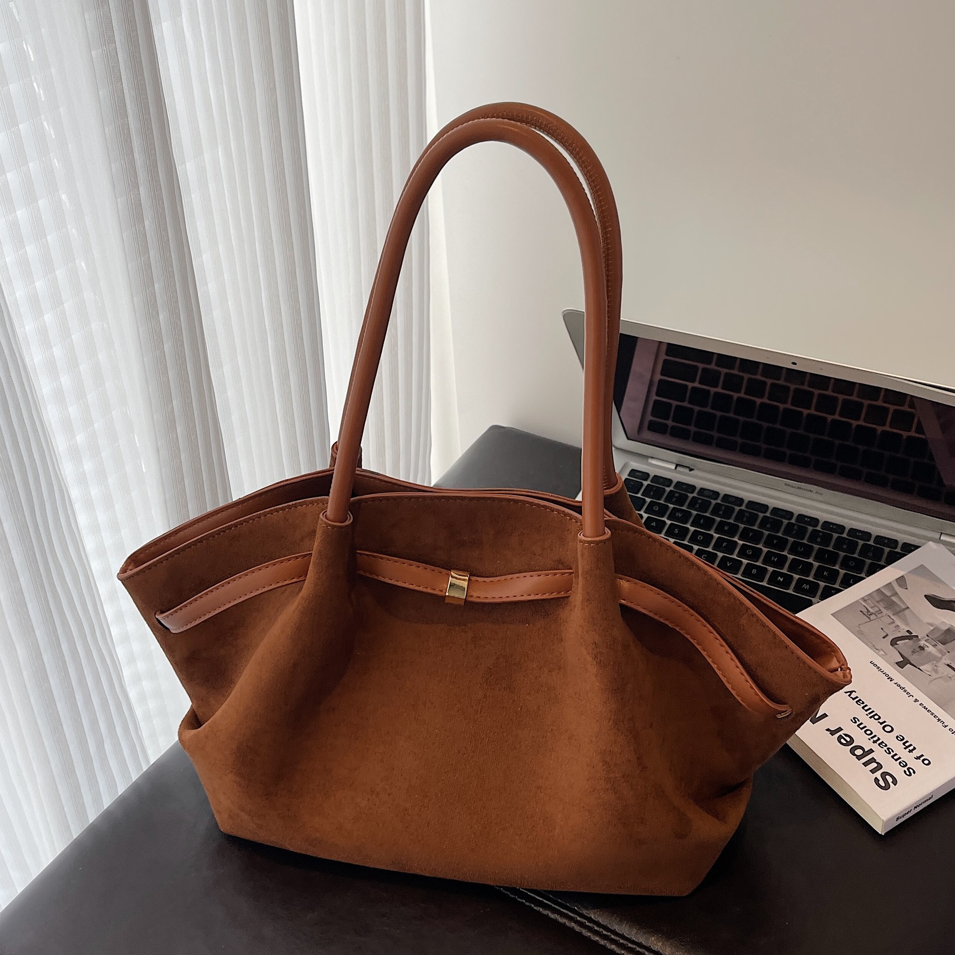 复古小众麂皮绒包包女2025新款秋冬季百搭单肩包时尚大容量手提包