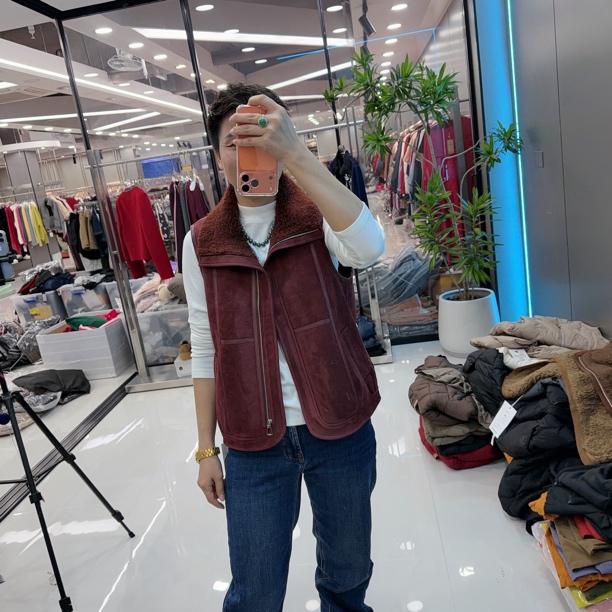 韩版高级优质3色绒毛一体超柔马甲9086美丽