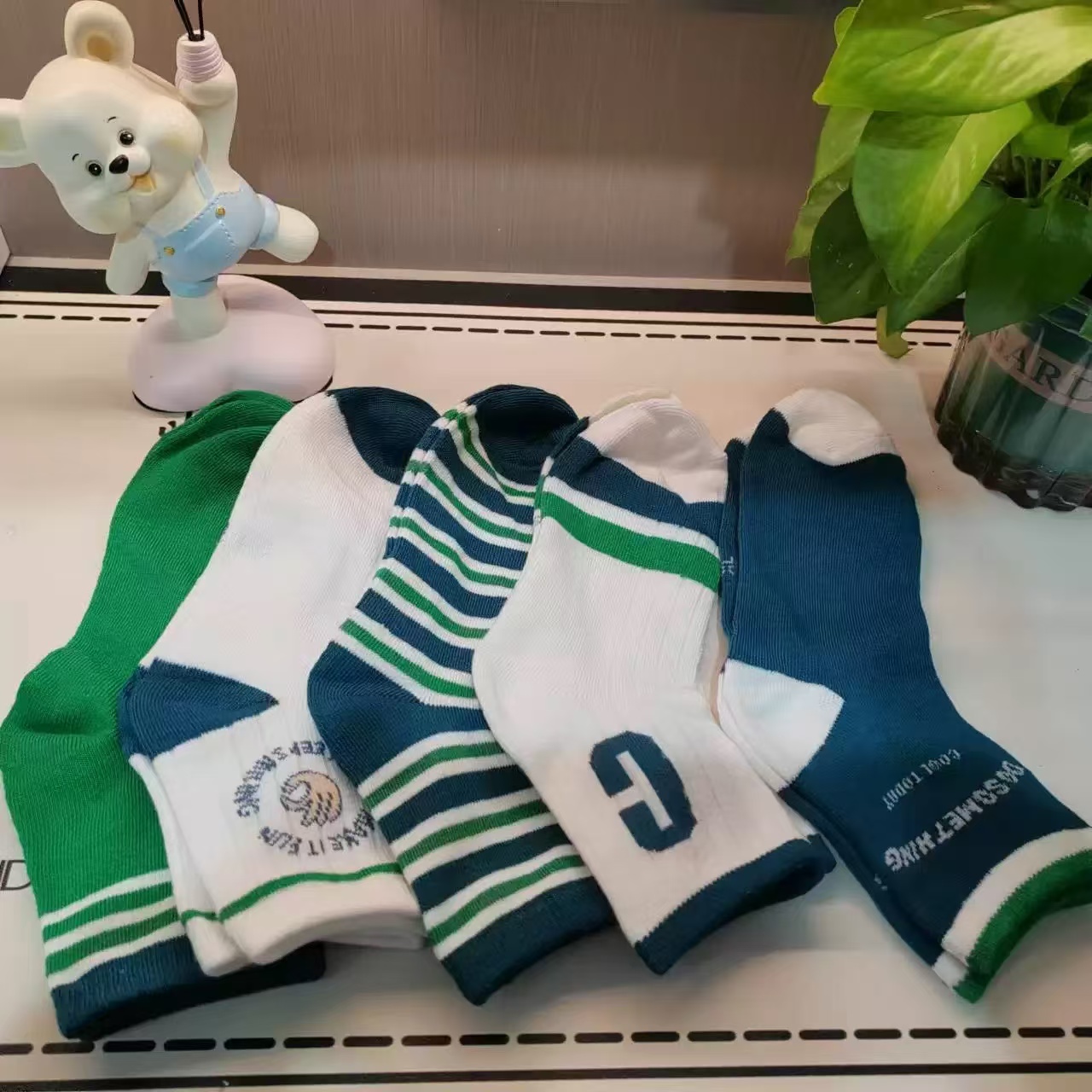 男童女童袜子透气短筒小童0到5岁条纹百搭绿色潮袜童袜棉袜短袜
