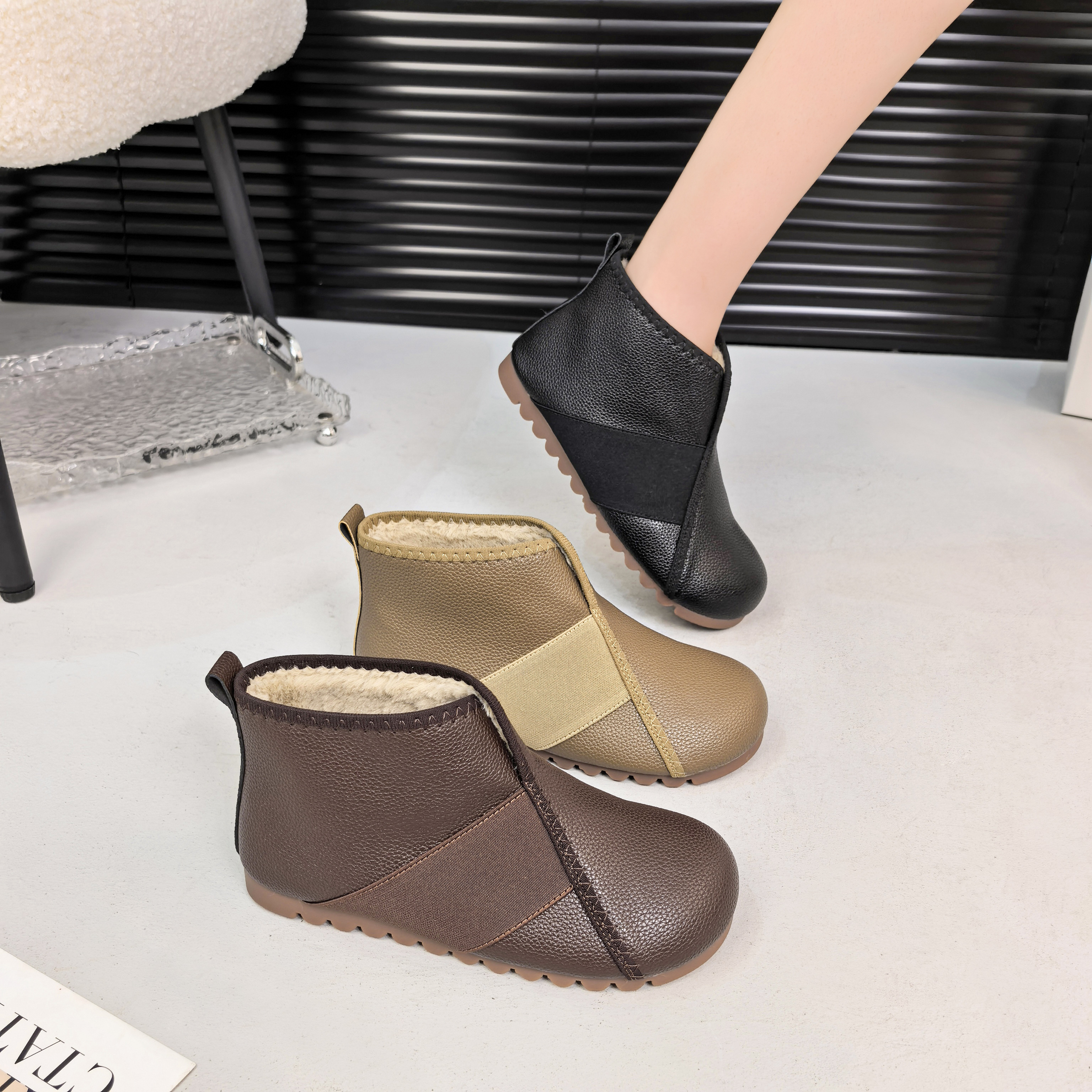 【秋冬保暖】特价时尚加绒拼皮休闲马丁靴 软皮软底保暖防滑短靴