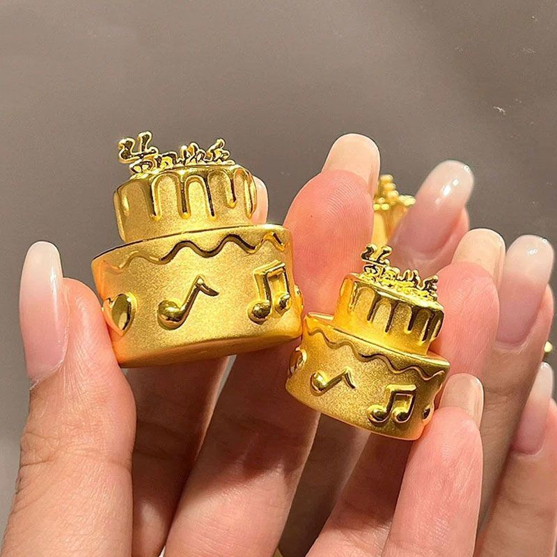 生日快乐个性小众设计ins摆件轻奢金色款生日蛋糕送女友生日礼物