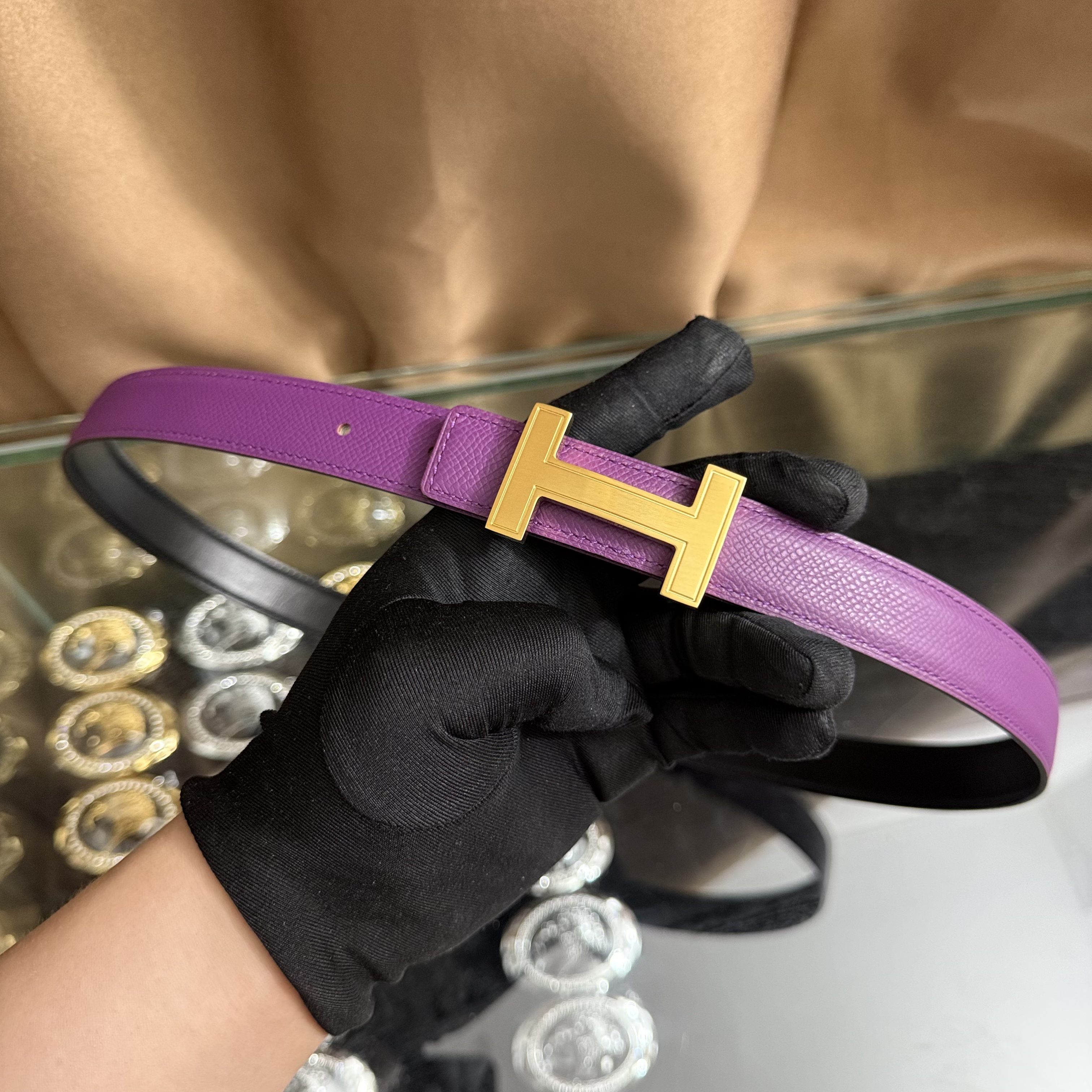 新款女士高档皮带休闲工字扣H扣牛皮腰带潮流时尚休闲百搭韩装饰