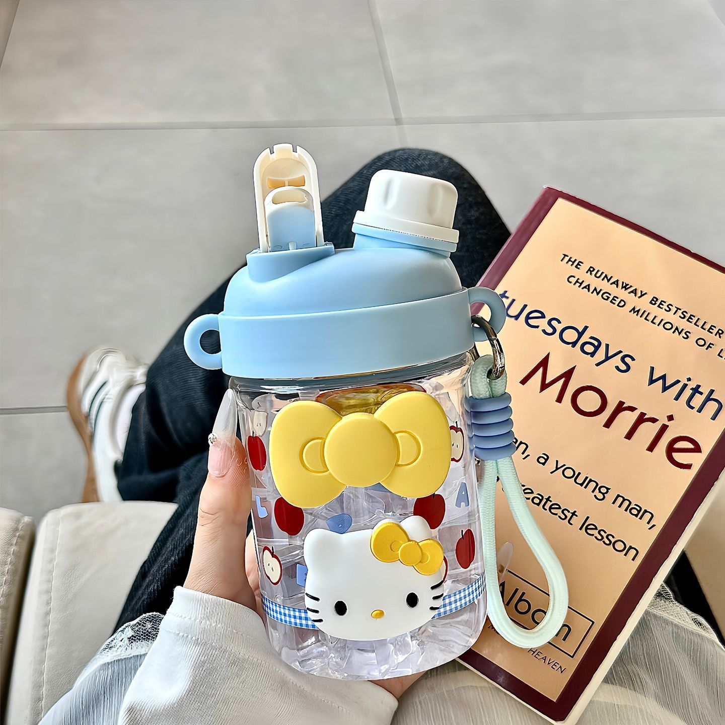 大容量防摔可爱水杯耐高温高颜值上班族吸管杯女生塑料杯便携新款