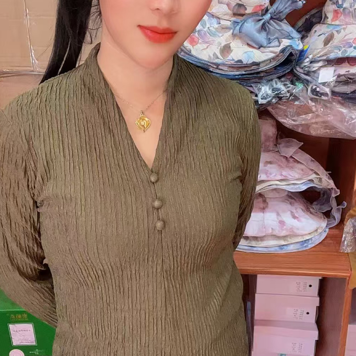 藏袍外搭V领针织衫