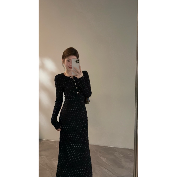 【颂宋】冬季新款V领连衣裙时尚波点法式复古裙子气质长裙DT1806