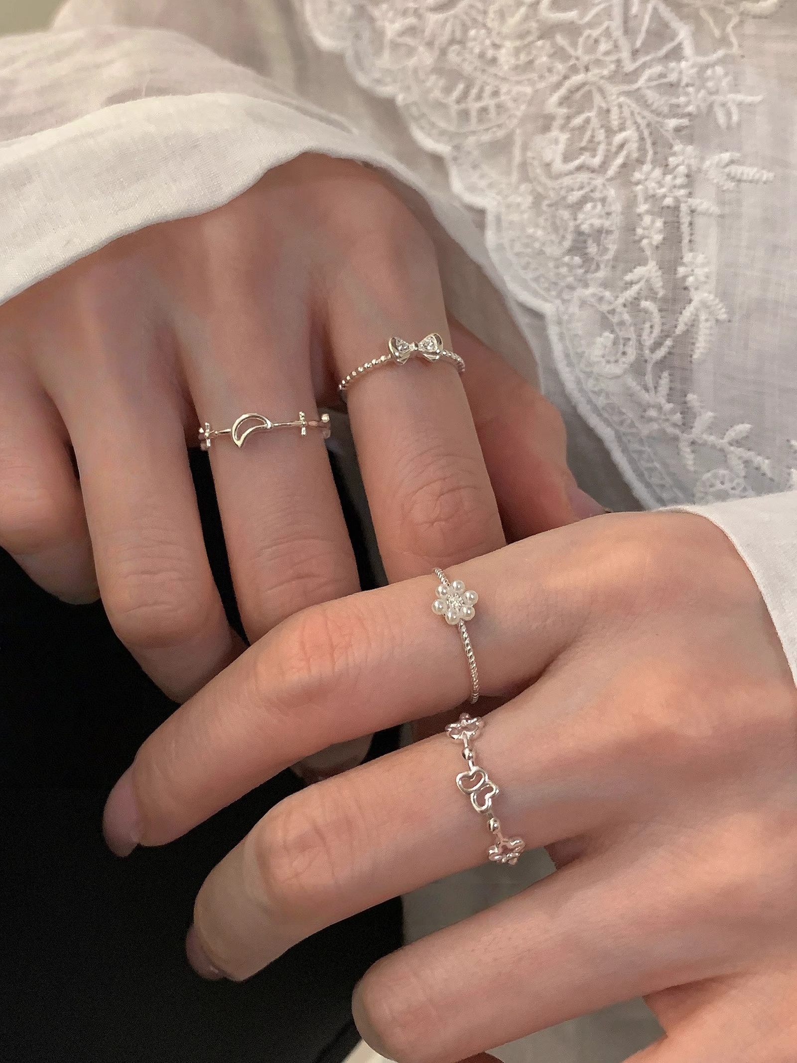 轻奢个性精致迷你蝴蝶结花朵细圈戒指小众设计精致ins高级指环女