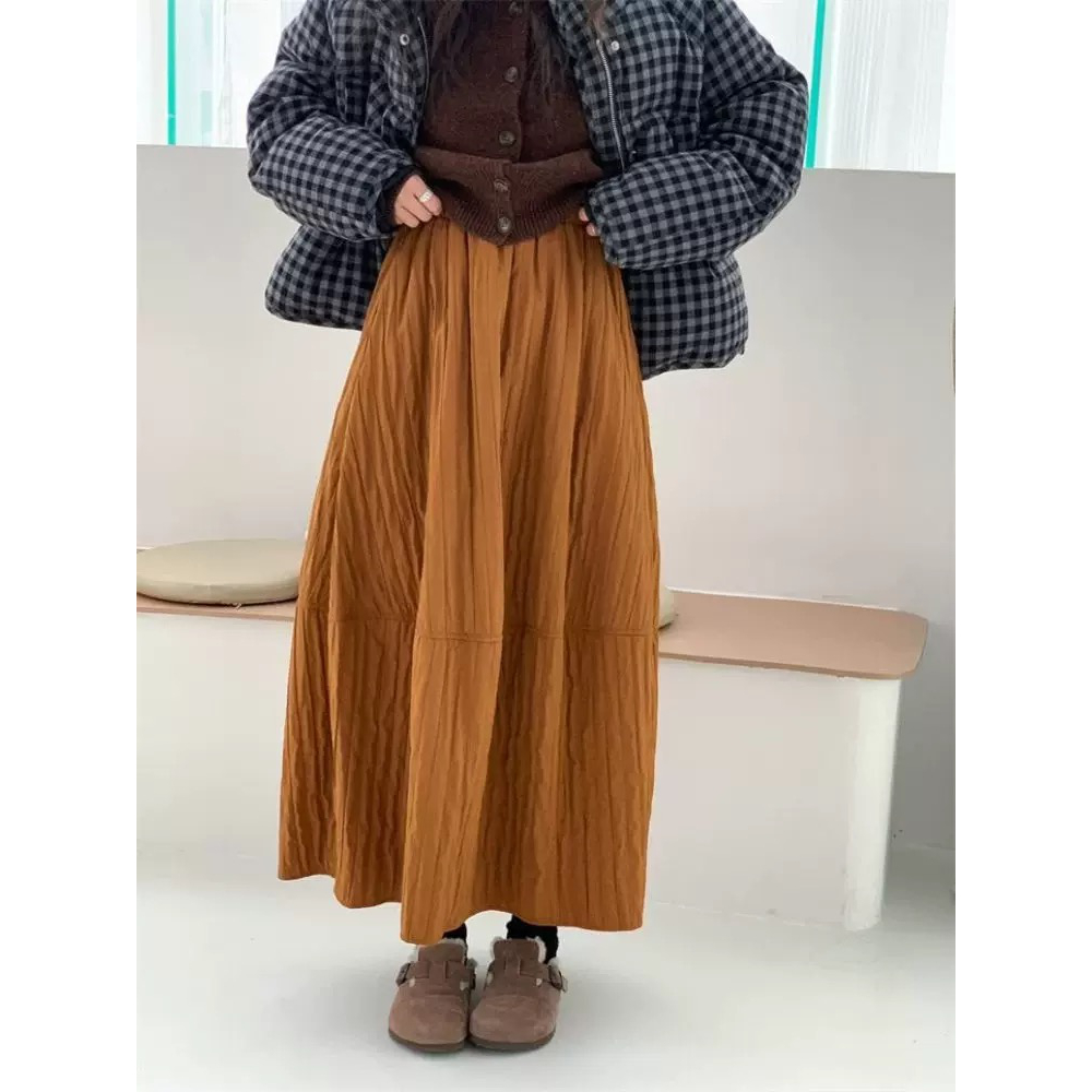 2025褶皱肌理感立体花苞裙氛围显瘦高腰百搭绗线中长半身裙秋冬