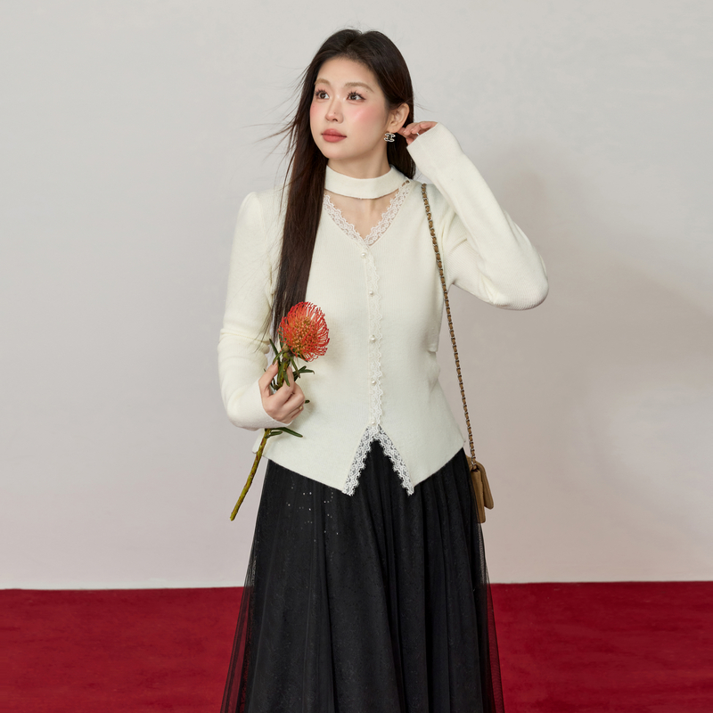 蓝语大码法式蕾丝花边针织打底衫女2025冬季新款内搭漂亮毛衣套装