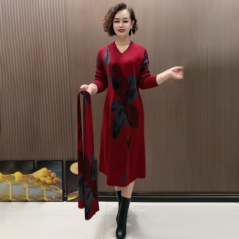 H秋季新款气质妈妈秋冬长袖针织连衣裙洋气打底毛衣中老年长款裙