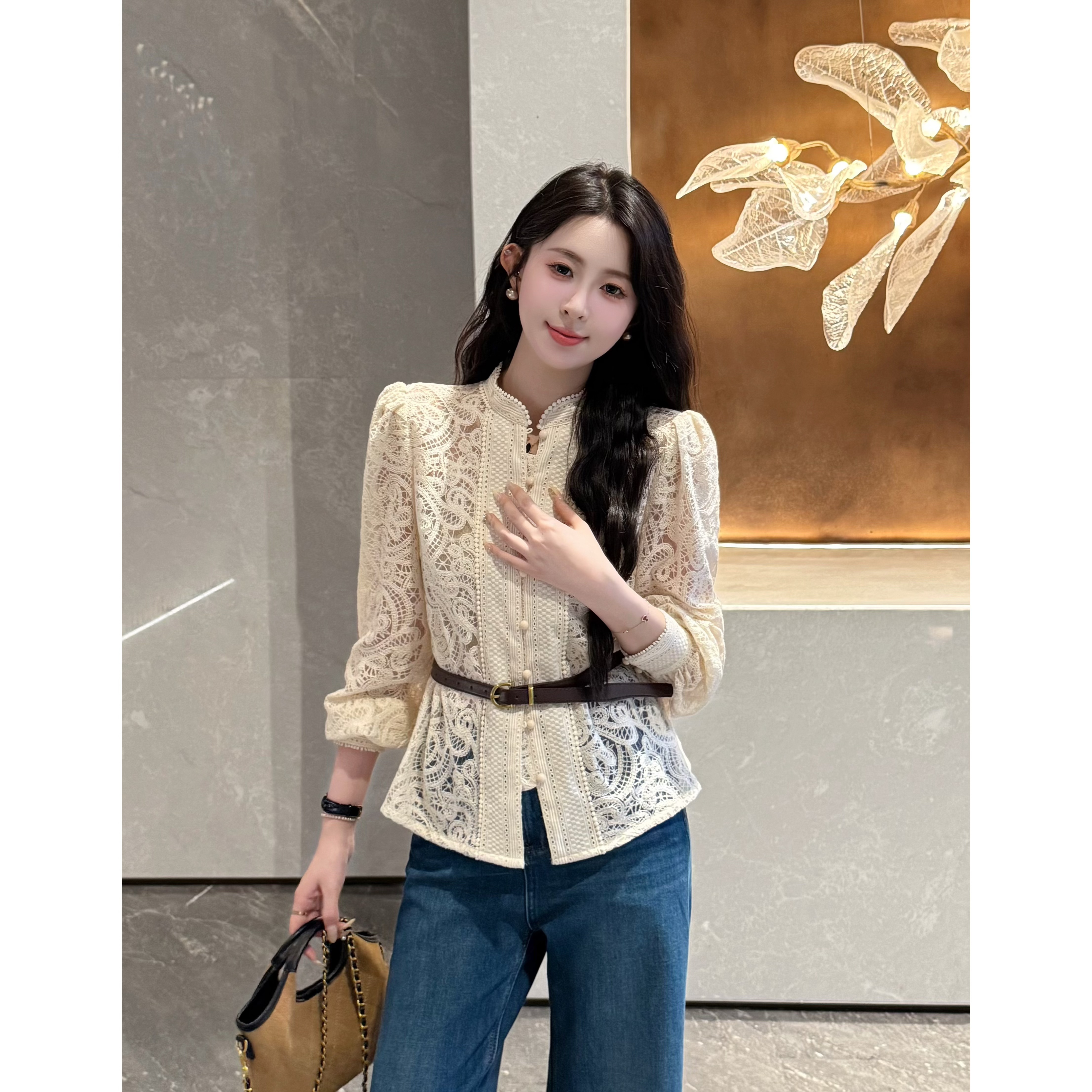 YUANLIANSU/圆脸酥【一盏逢春】2025新款蕾丝拼接镂空针织衫女秋季