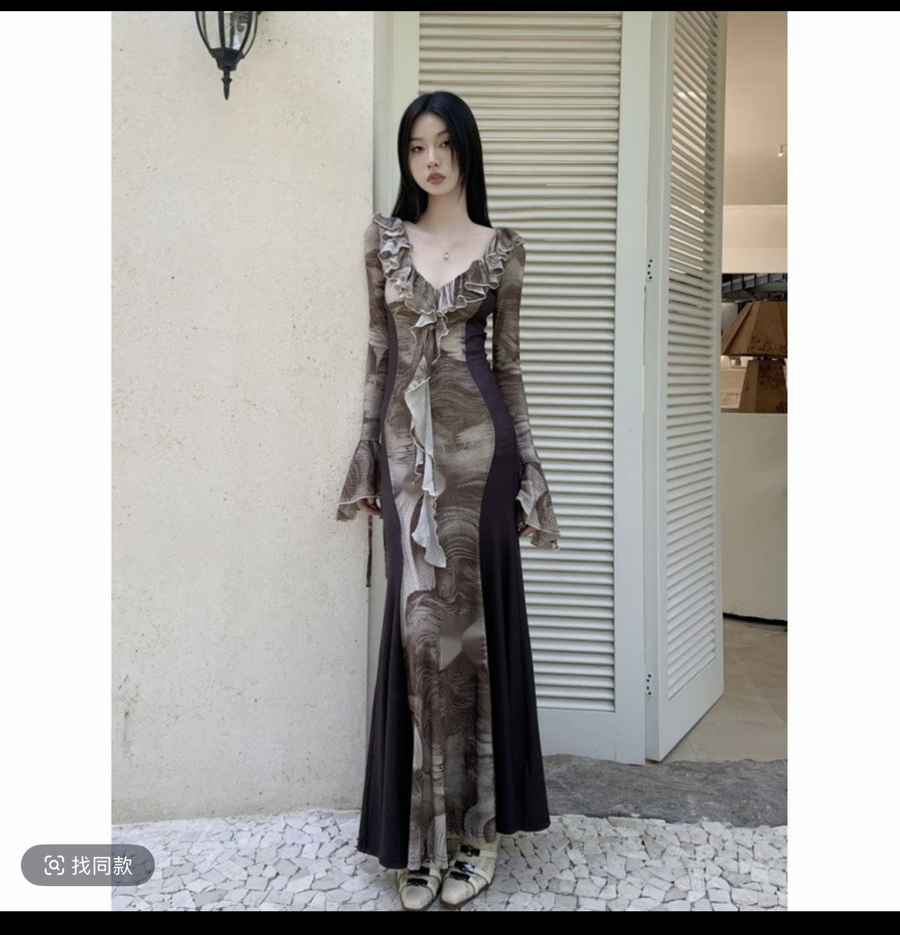 秋冬新款木耳边印花长裙性感显瘦气质内搭长款连衣裙长袖秋季