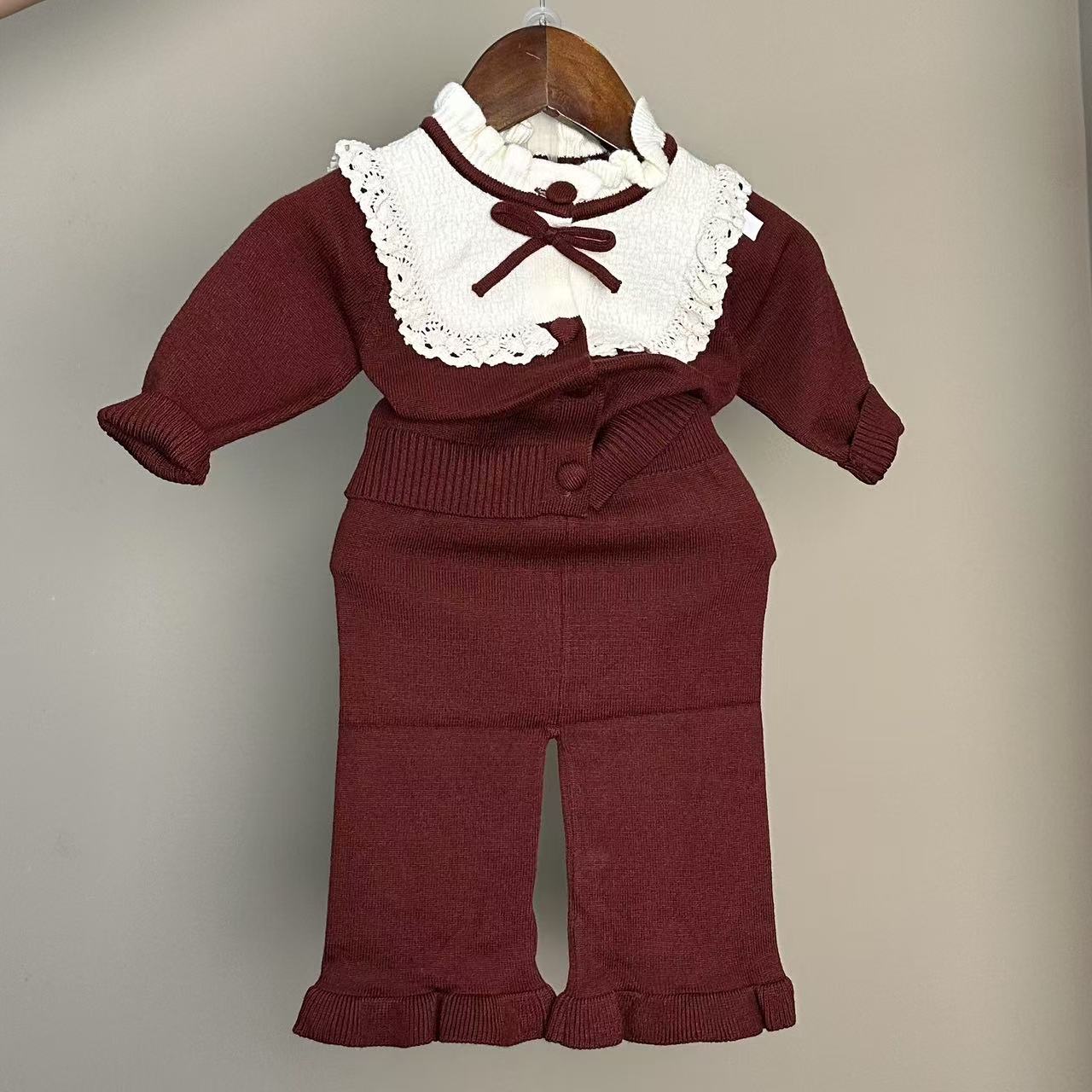 女宝宝秋季爆款酒红色两件套2025新款可爱两件套装