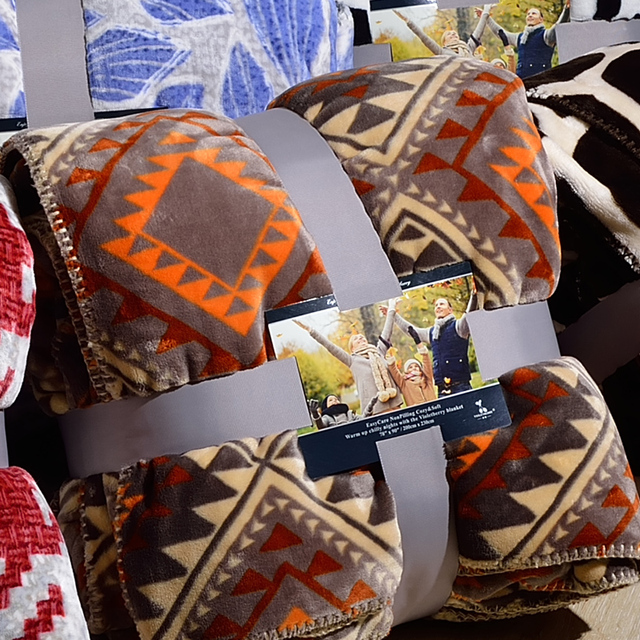 紫莓双层法兰绒毛毯盖毯珊瑚绒被子床单冬季单人双人加厚沙发毯子