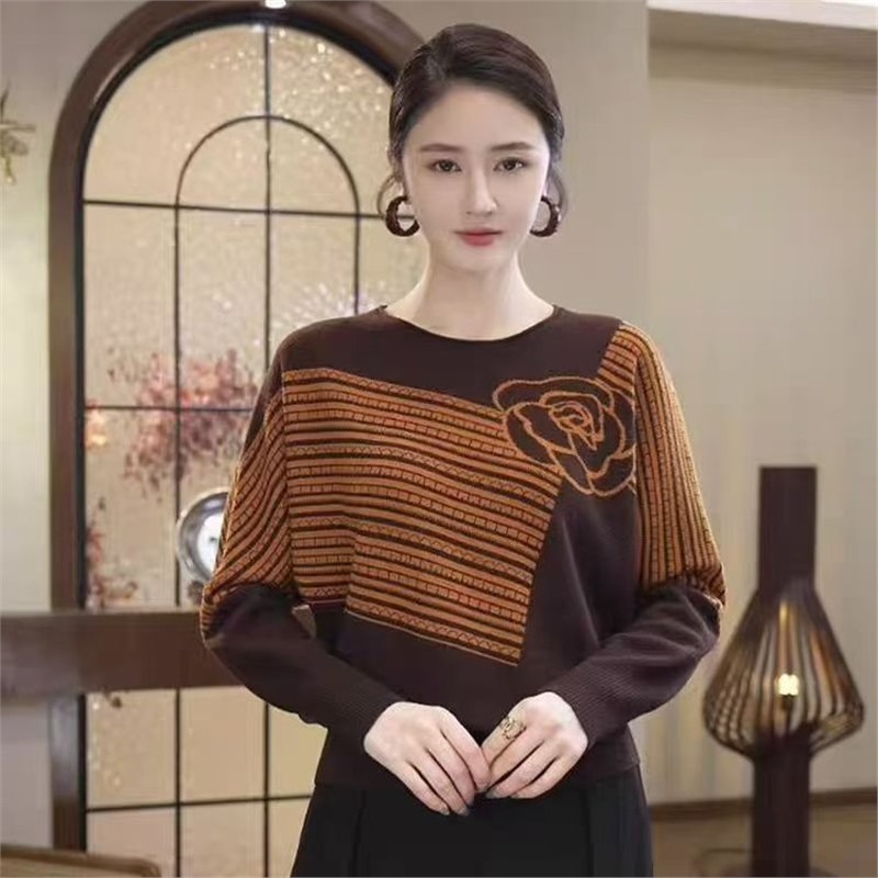 直播2025秋冬新款时尚洋气定位提花气质减龄针织毛衣