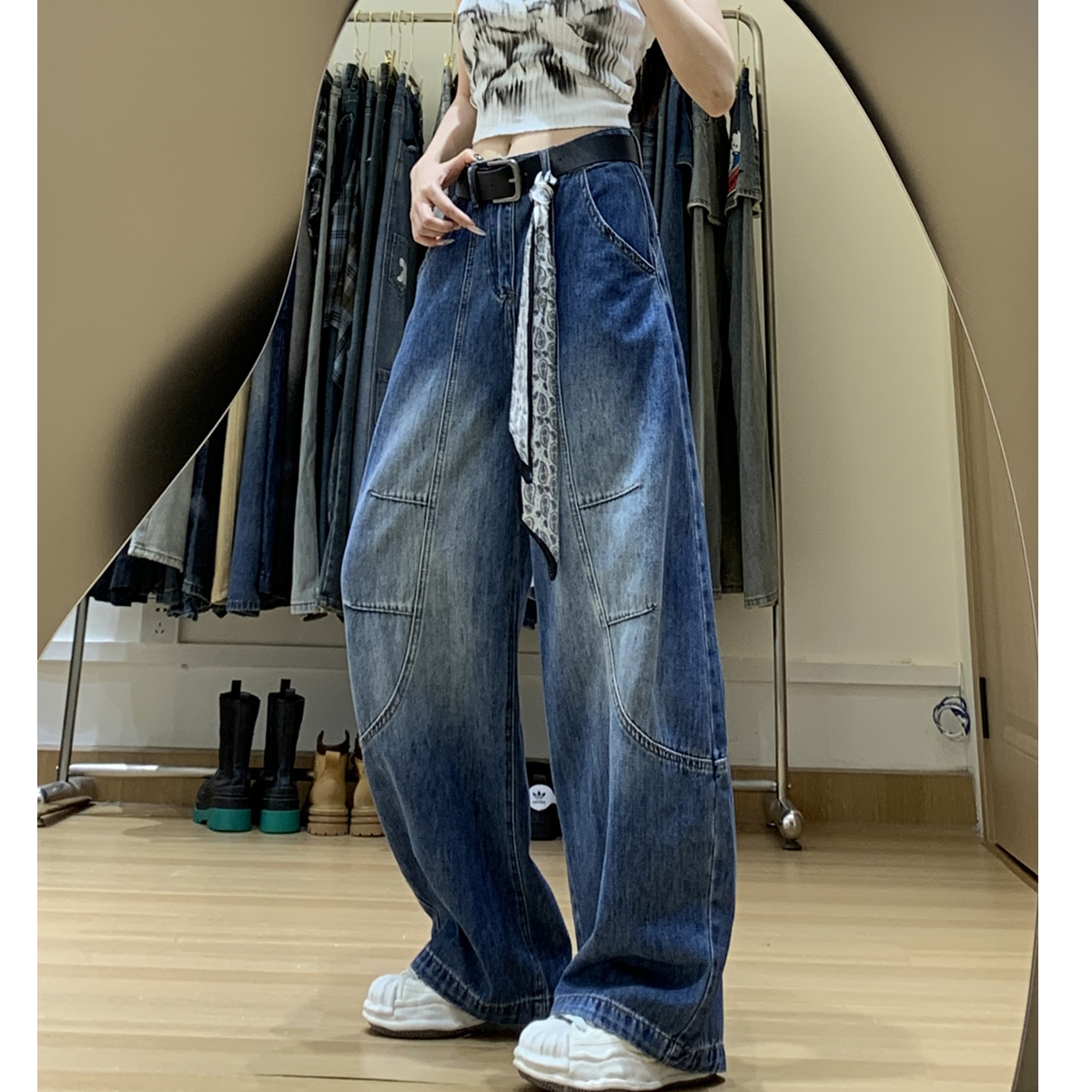 设计感美式复古牛仔裤女2025早秋新款宽松显瘦阔腿裤弯刀拖地裤子