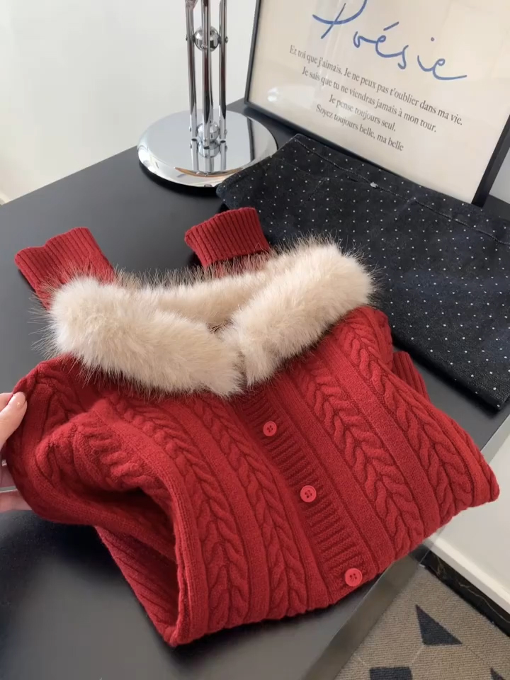 圣诞氛围感红色大毛领毛衣女冬季韩系内搭针织小衫设计感气质上衣