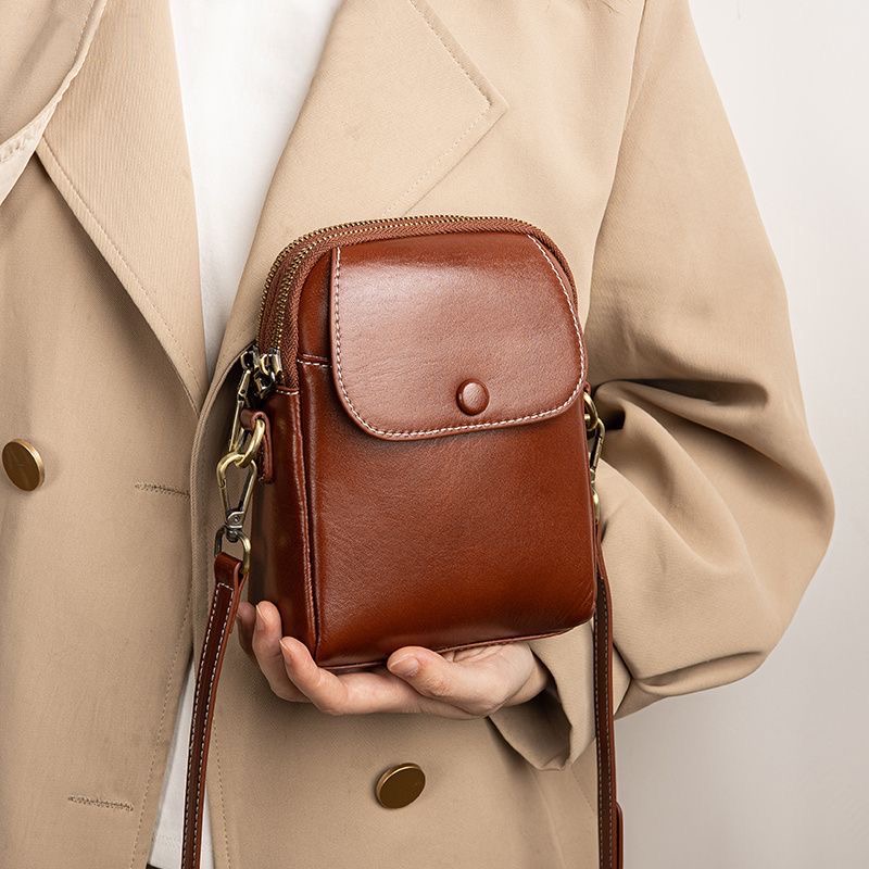 【当天发货】2025新款单肩斜挎软皮新款手机秋冬斜挎上班专用便携包