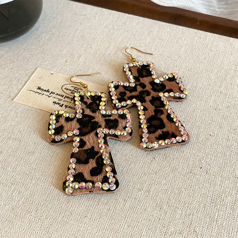 【浠儿姐姐】欧美豹纹毛理秋冬甜心辣妹小众个性耳环/耳钩A51