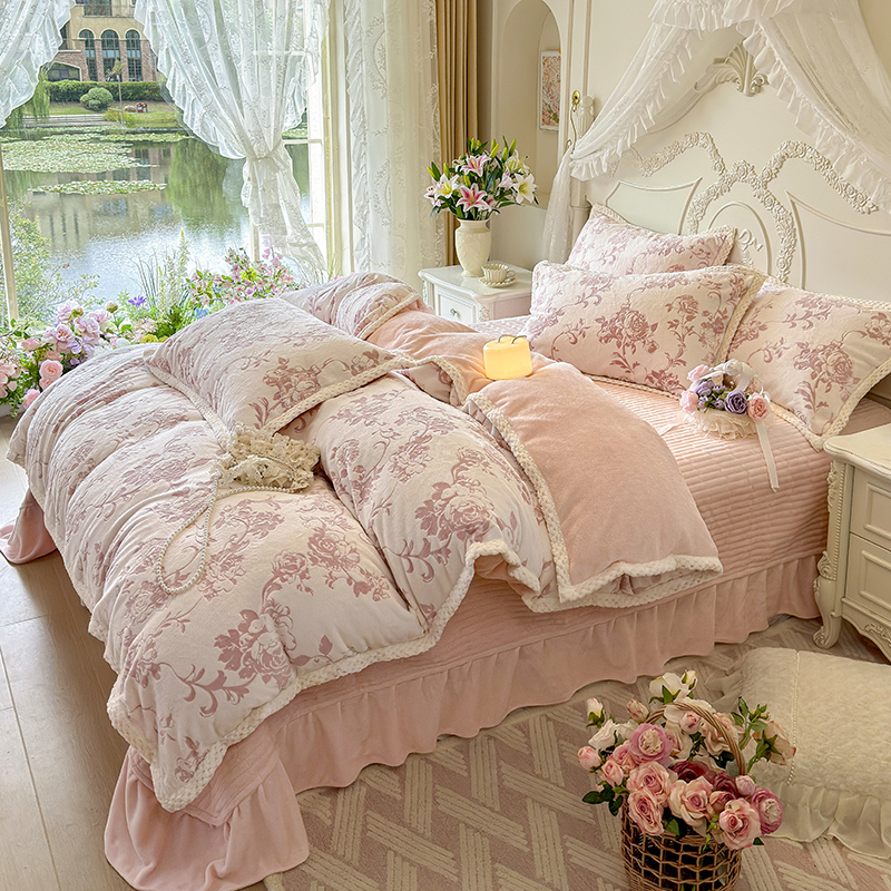 A类高档加厚雕花牛奶绒夹棉床盖款四件套宝宝绒保暖床单床笠款