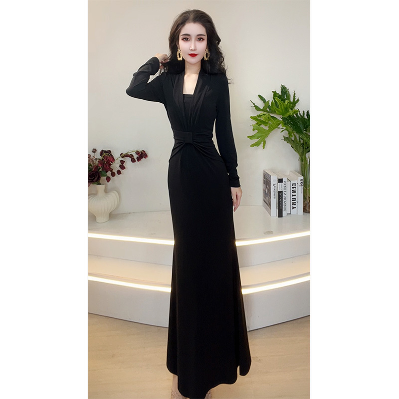 法式气质时尚赫本连衣裙女2025秋新款高腰显瘦打底减龄长裙子9891