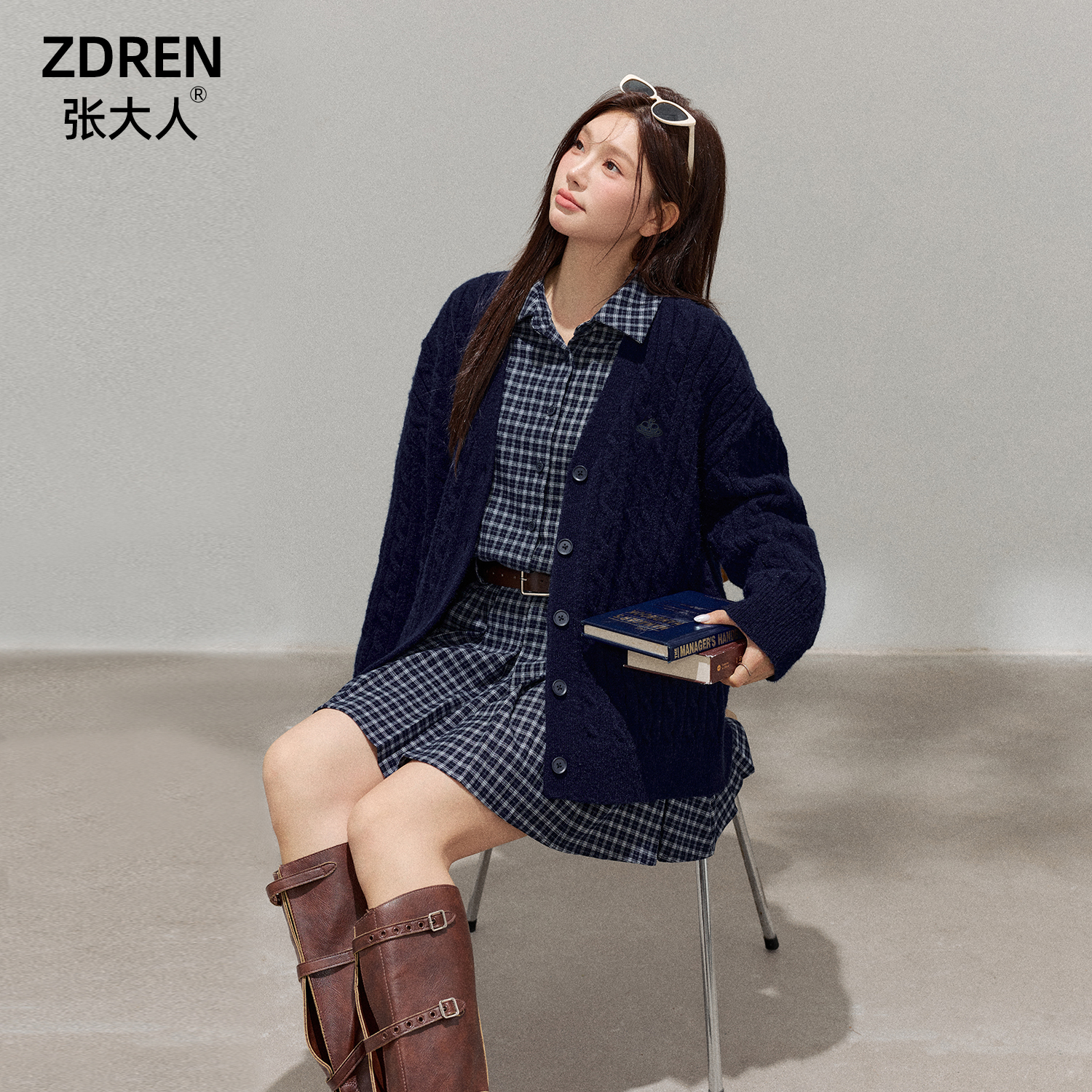张大人【蓝格雅韵】大码女装微胖妹妹显瘦减龄韩系蓝格纹衬衫连衣裙