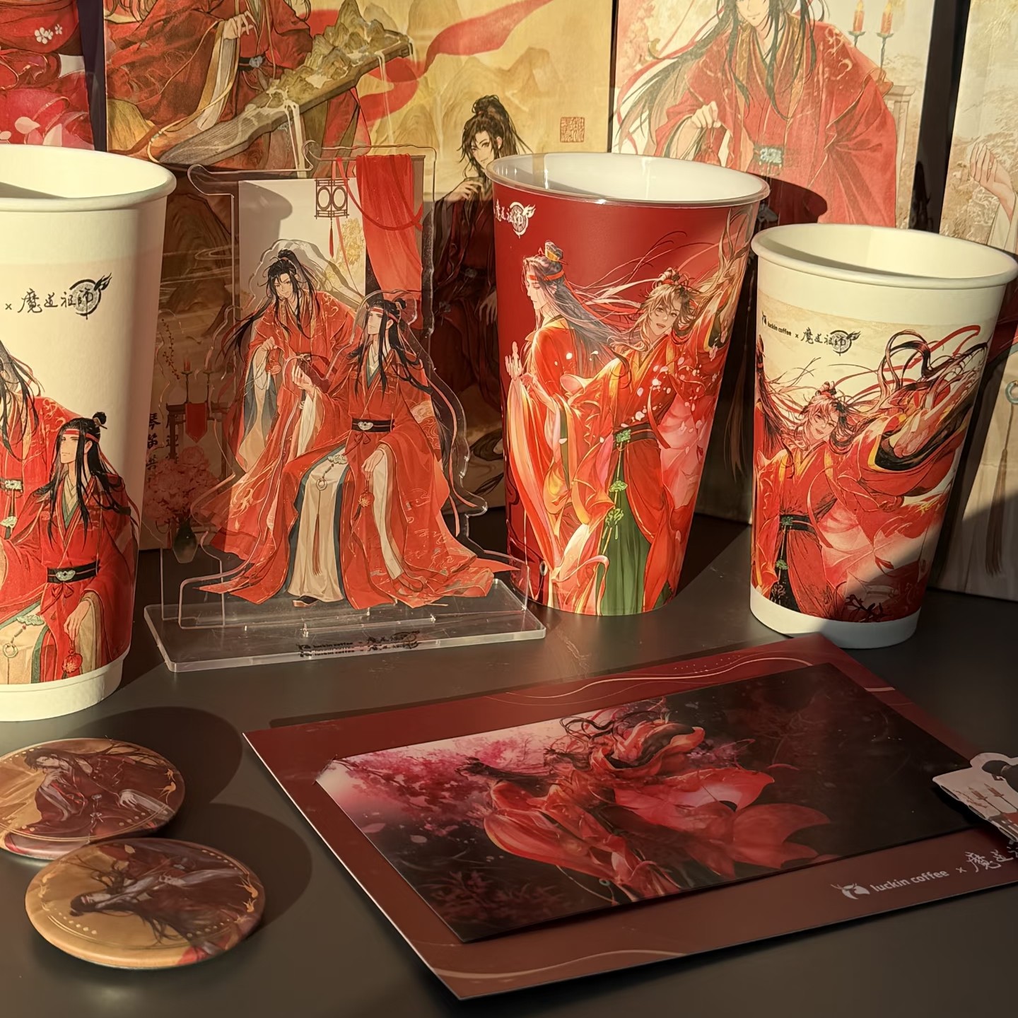 瑞幸x魔道祖师第一弹限定联名吧唧立牌精美动漫周边制品收藏纪念