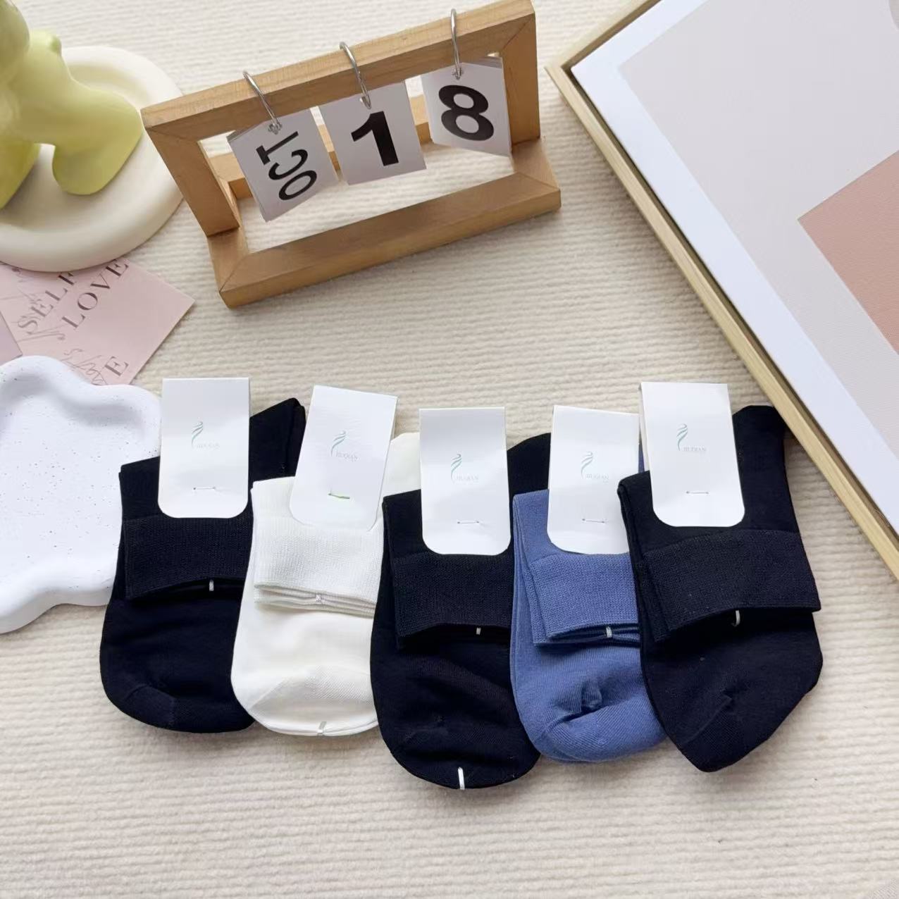 超市同款100%棉男袜秋冬纯色简约中筒袜新疆长绒棉无骨缝头5双