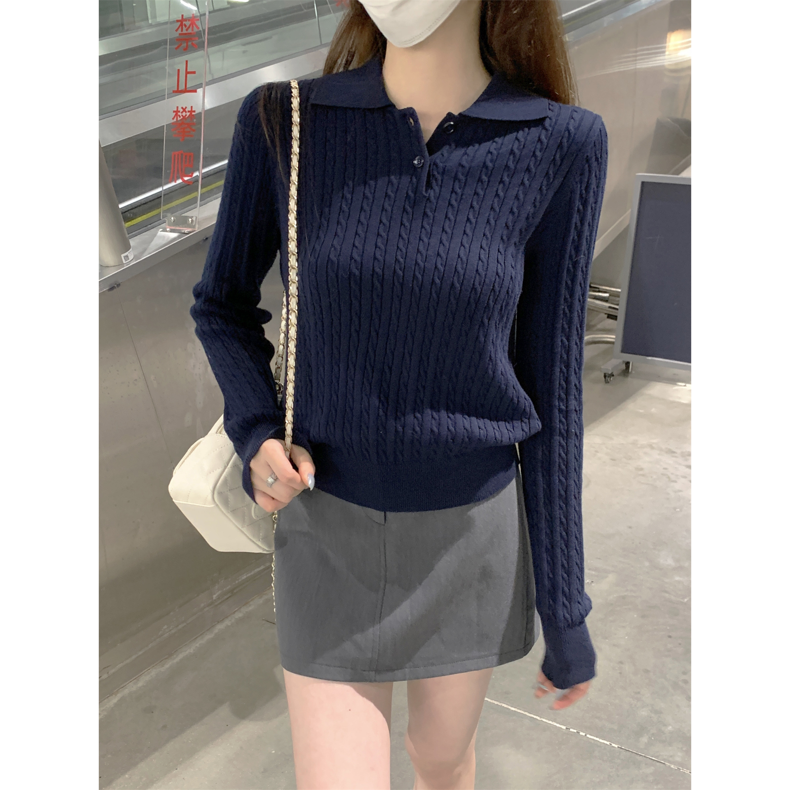 复古麻花条藏青色减龄学院风长袖上衣早秋新款polo领毛衣针织衫女
